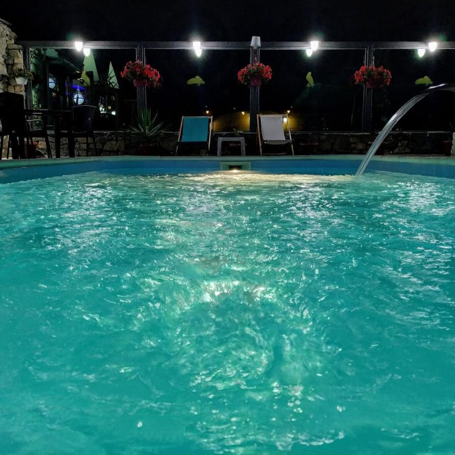 Hotel Vilagora Krushevo Krusevo Kültér fotó