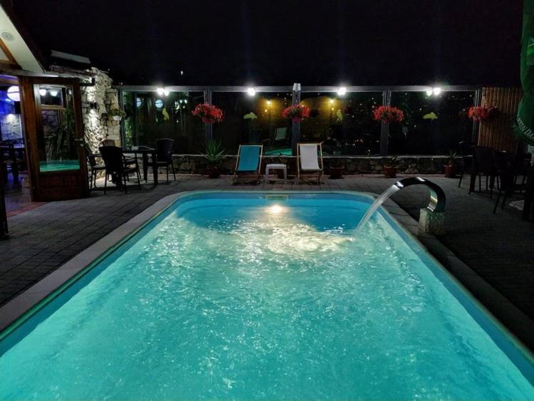 Hotel Vilagora Krushevo Krusevo Kültér fotó