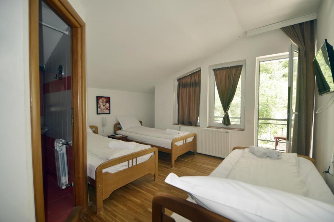 Hotel Vilagora Krushevo Krusevo Kültér fotó