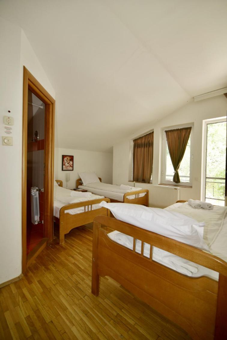 Hotel Vilagora Krushevo Krusevo Kültér fotó